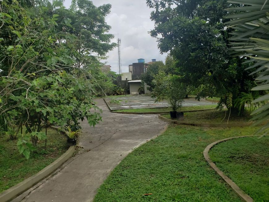 Casa para venda no Condomínio Lago Azul em Ananindeua