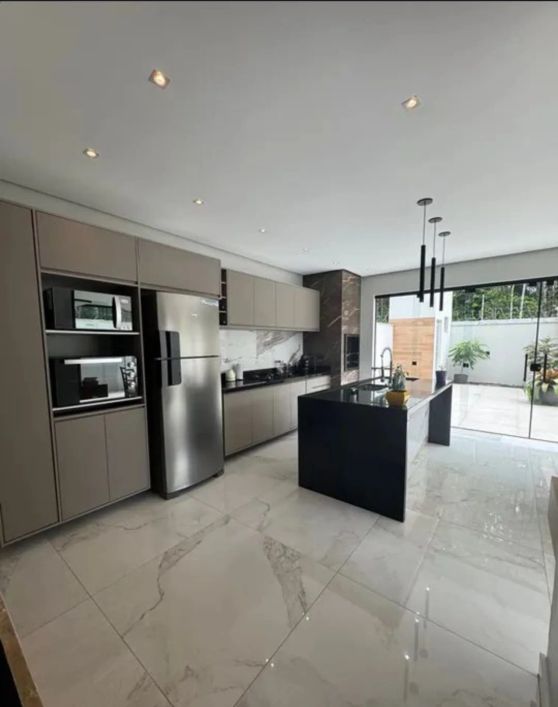 CASA DUPLEX 3 SUÍTES CONDOMÍNIO EUROVILLE - ACEITA FINANCIAMENTO!