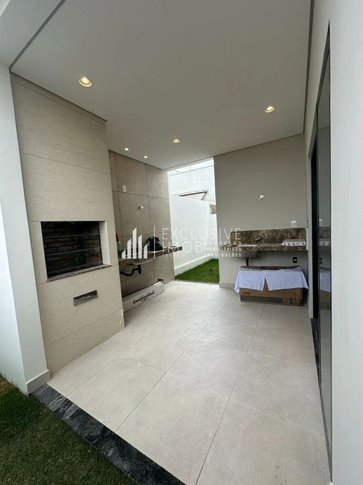 BELA CASA NO PORTO MARINA, 3/4 SENDO 1 SUÍTE, 112 METROS E 2 BANHEIROS
