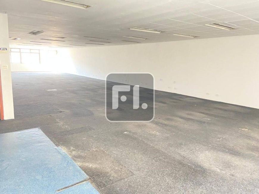 Escritório para aluguel tem 1010 metros quadrados
