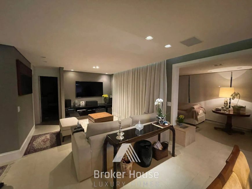 Apartamento com 138m² na Granja Julieta