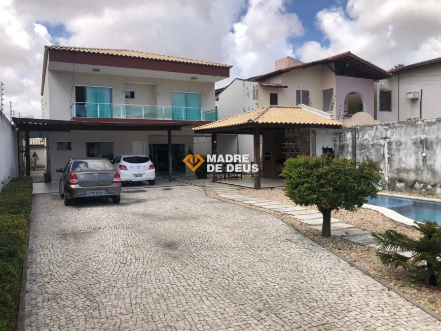 Casa duplex no melhor do bairro Sapiranga - Fortaleza