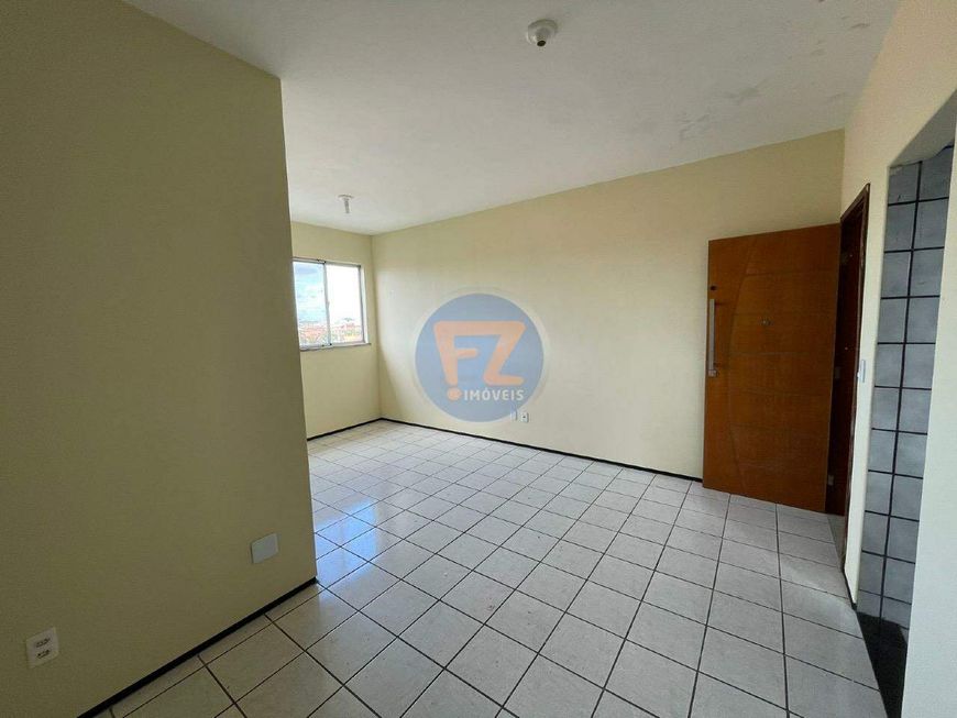 Apartamento à venda, 2 quartos, 1 suíte, 1 vaga, Cajazeiras - FORTALEZA/CE