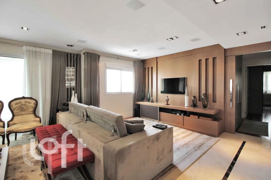 Apartamento à venda em Chácara Klabin com 216 m², 3 quartos, 3 suítes, 4 vagas