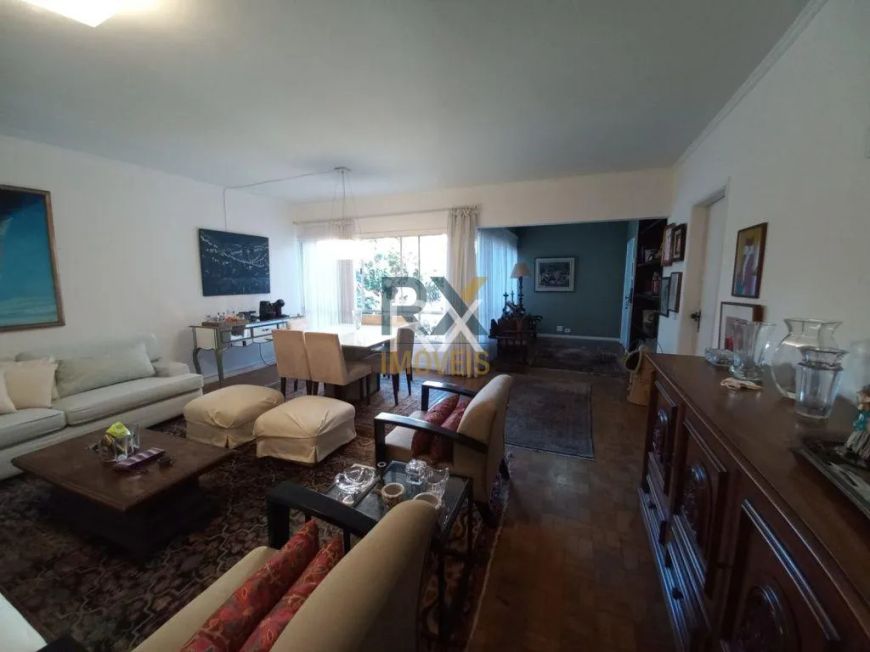 Apartamento, com 160 m² no bairro Cerqueira César