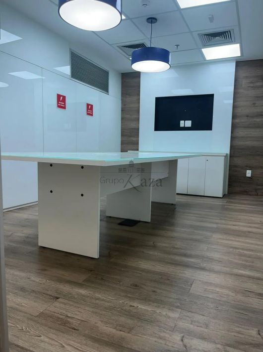 Conjunto Comercial - Locação - 181m² - Av. Paulista