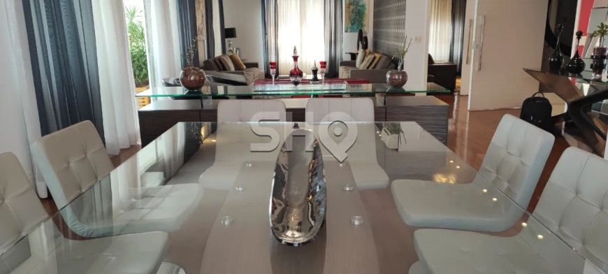 Amplo Apartamento para Aluguel no Paraíso
