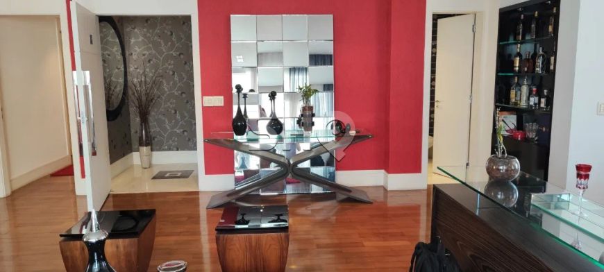 Amplo Apartamento para Aluguel no Paraíso