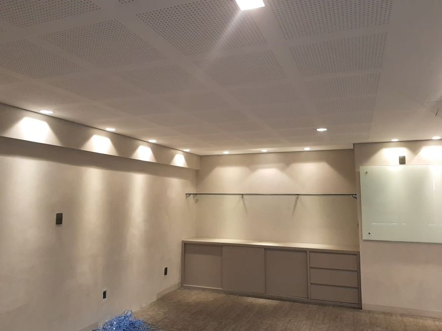 Ponto comercial/Loja/Box para venda tem 127 metros quadrados em Savassi - Belo Horizonte - MG