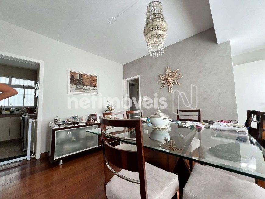 Apartamento à venda de 140 m² com 4 dormitórios no bairro Sion - Oportunidade!