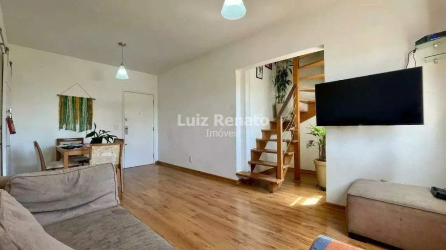 Apartamento à venda no bairro Sagrada Família