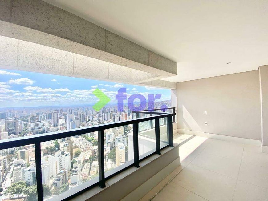 Excelente cobertura com linda vista no residencial Infinity - Santo Antônio