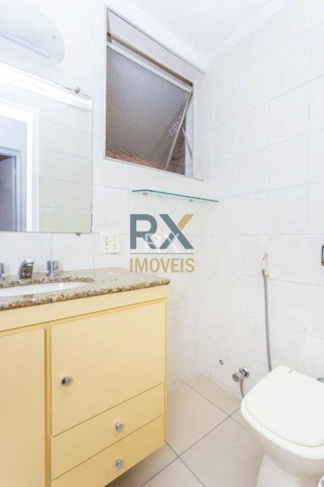 Apartamento, com 120 m² no bairro Santa Cecília