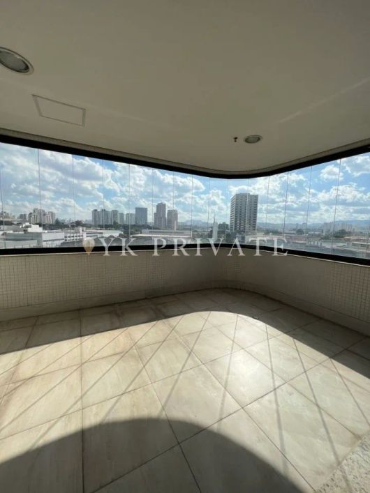 Barra Trade / Comercial / meia laje / 8 vagas de garegem / 6 banheiros / Copa/ Barra Funda