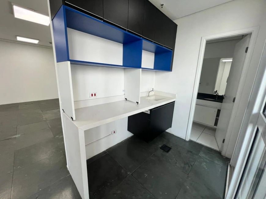 Sala/Conjunto comercial para aluguel na Chácara Santo Antônio