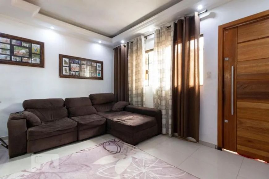 Casa à Venda - Vila Carmosina, 3 Quartos, 240 m2