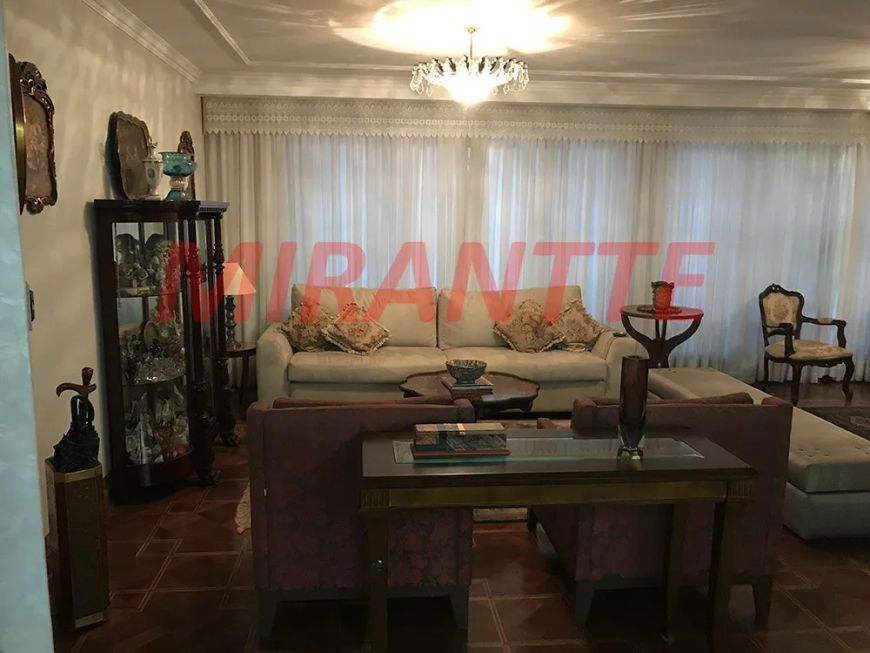 Sobrado de 443m² com 4 quartos em Santana