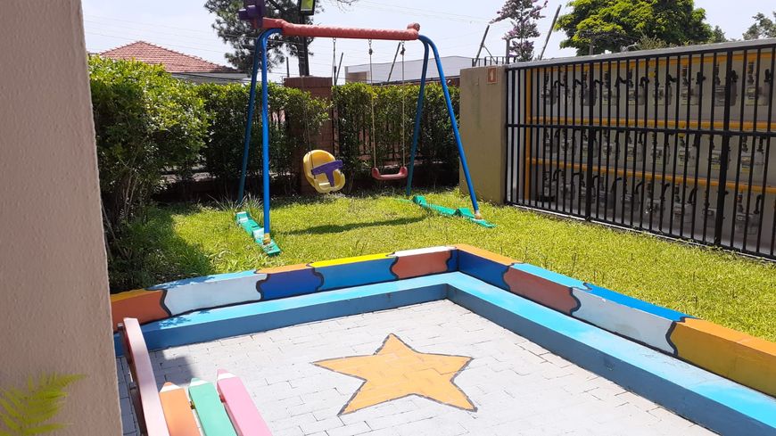 Apartamento para venda possui 100 metros quadrados com 3 quartos