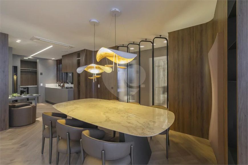 Apartamento com 3 quartos à venda em Campo Comprido - PR