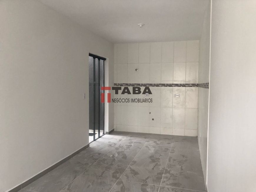 Casa térrea a venda no Atuba