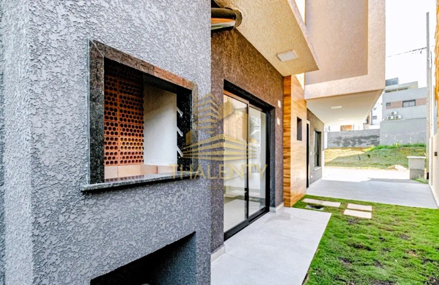 CASA EM CONDOMÍNIO com 3 dormitórios à venda por R$ 1.149.000,00 no bairro Santa Cândida - CURITIBA