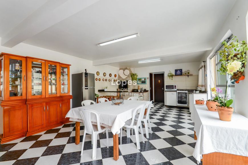 CASA TÉRREA | GUAÍRA | 4 QTOS | 354M².