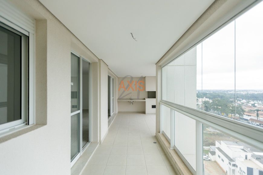 Apartamento amplo e novo próximo da Universidade Positivo