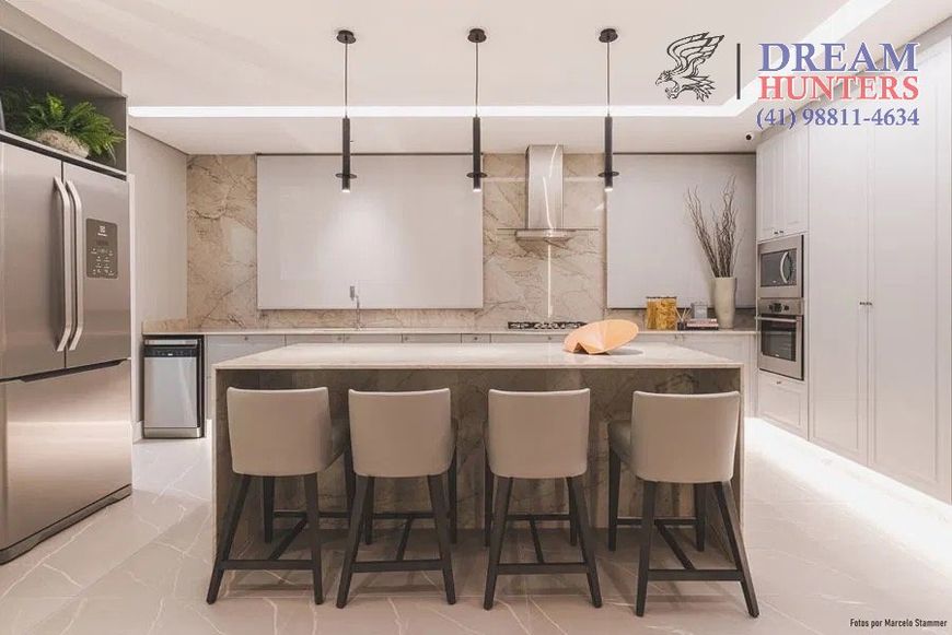 Apartamento de 150.33m² no bairro Juvevê, com 3 quartos (3 suítes), 5 banheiros e 3 vagas de garagem