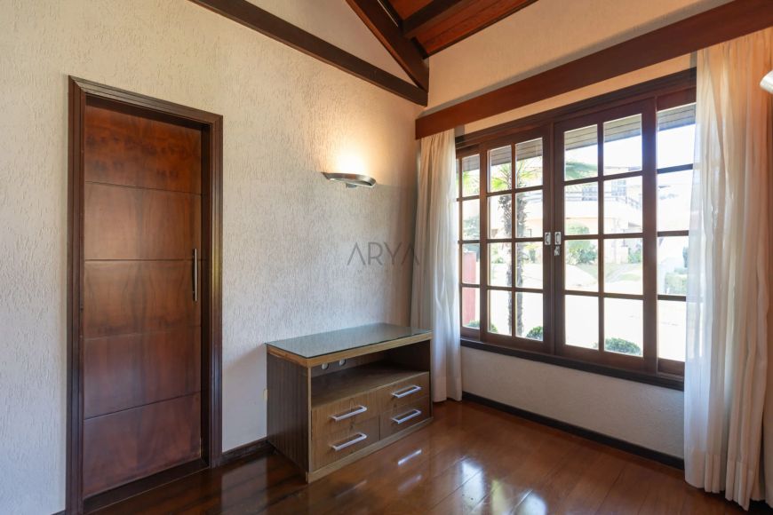 Casa em condomínio em Santa Felicidade ARYA1