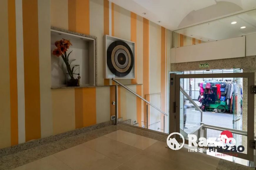 Imovel comercial com 83 m² no Centro