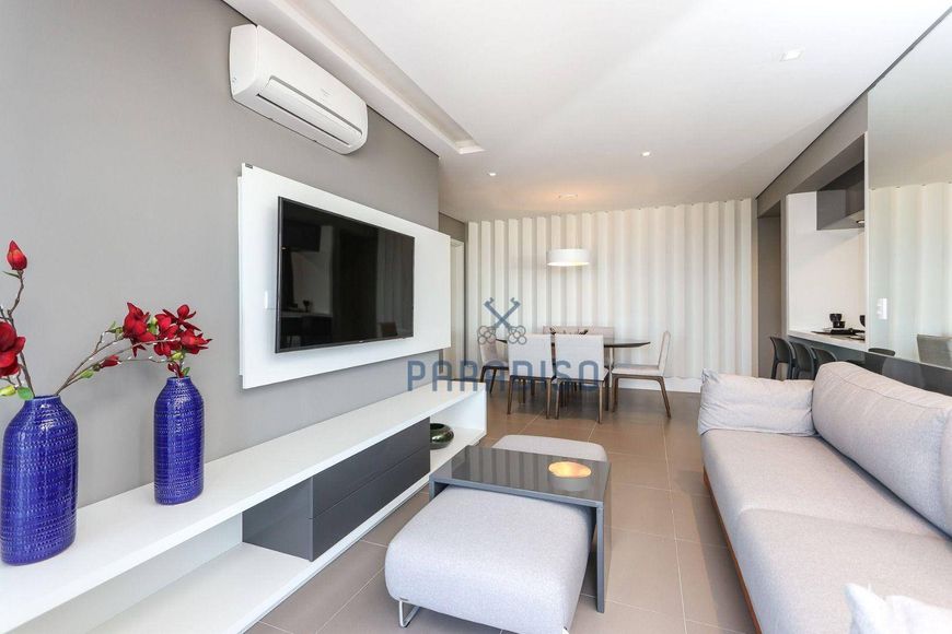 Apartamento com 3 dormitórios à venda, 110 m² por R$ 923.298,74 - Bacacheri - Curitiba/PR