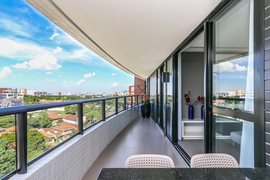 Apartamento com 3 dormitórios à venda, 110 m² por R$ 923.298,74 - Bacacheri - Curitiba/PR