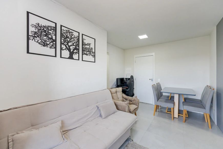Apartamento 56m² com 1 Suíte, Semi-Mobiliado e Vaga de Garagem - Campo Comprido – Curitiba