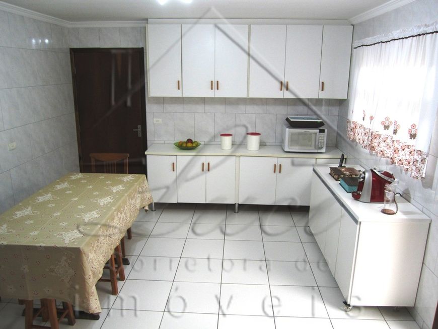 CASA RESIDENCIAL com 4 dormitórios à venda com 384m² por R$ 1.380.000,00 no bairro Boqueirão - CURIT