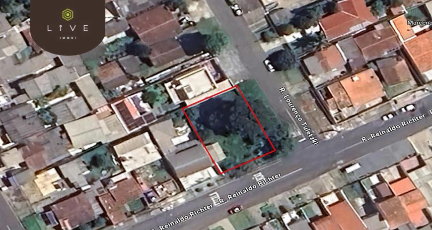 Terreno de esquina positiva - ZR2, com 425m², a venda no bairro Campo Comprido.