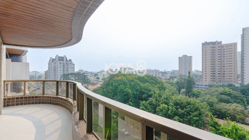APARTAMENTO REFORMADO NA SILVA JARDIM Apartamento reformado na Silva Jardim - J8