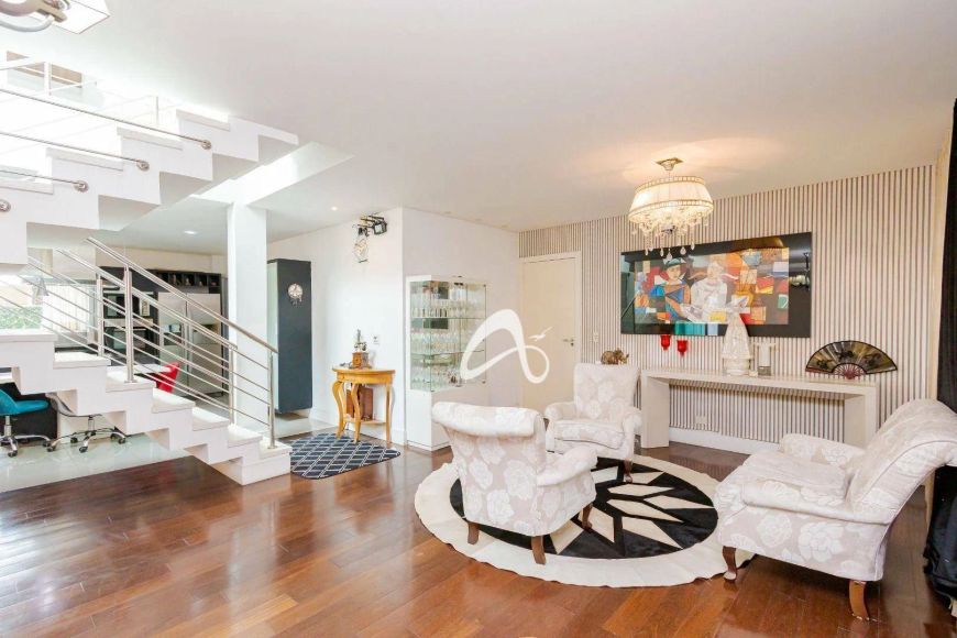 Sobrado alto padrão em condomínio à venda, 4 quartos, semimobiliado e com 471m² no Bairro Umbará, Cu
