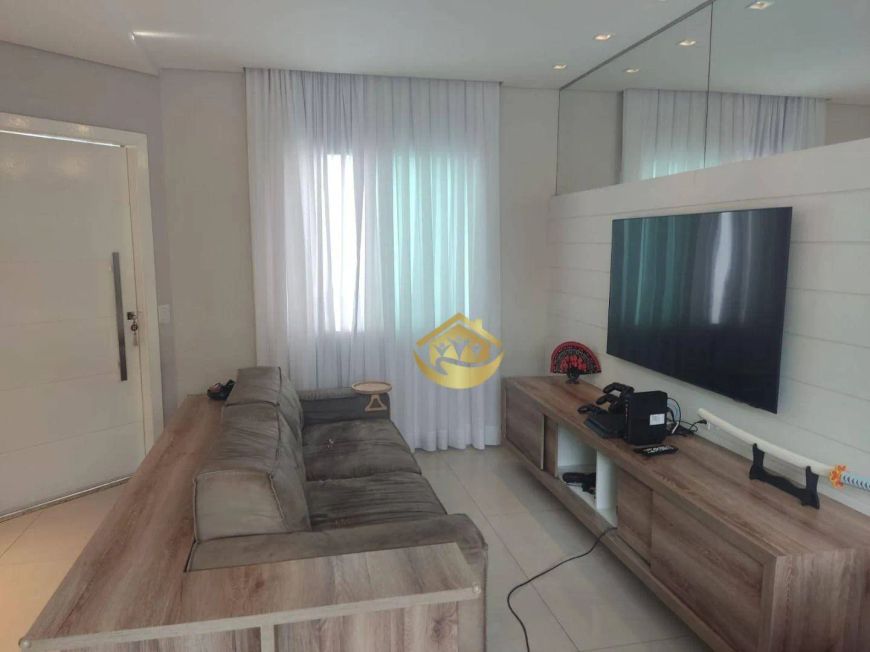 Sobrado com 4 dormitórios à venda por R$ 795.000,00 - Santa Cândida - Curitiba/PR