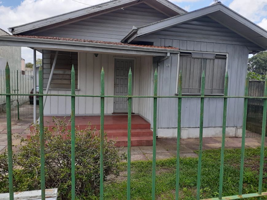 Terreno para venda tem 576 metros quadrados em Jardim Social - Curitiba - PR