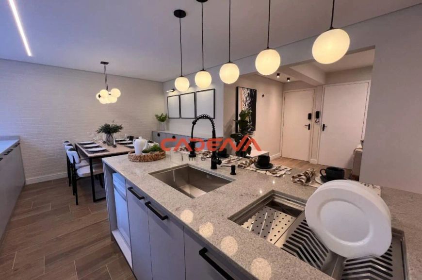 Apartamento com 2 quartos e 1 vaga à venda no Bigorrilho