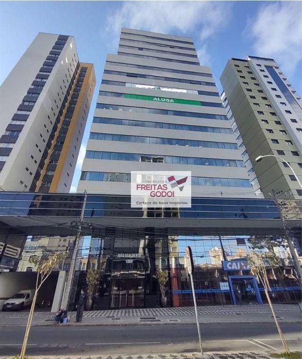 Andar Corporativo para alugar, 484 m² - Alto da Glória - Curitiba/PR