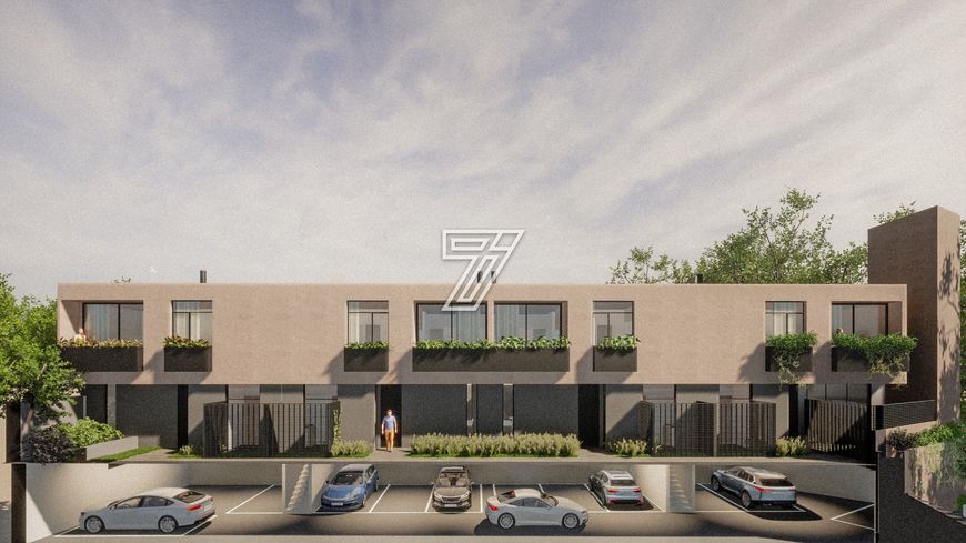 Casa em condomínio, estilo Townhouse, com 3 dormitórios, sendo 1 suíte / Campo Comprido