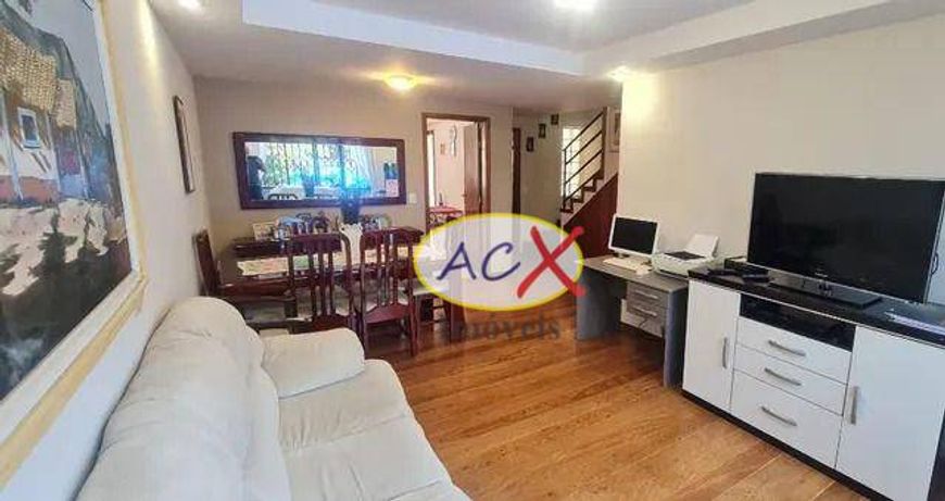 Sobrado com 3 dormitórios à venda, 173 m² por R$ 780.000,00 - Jardim das Américas - Curitiba/PR