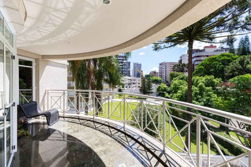 Apartamento à venda com 4 quartos no Batel - Curitiba
