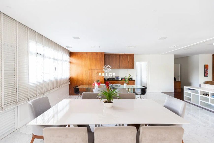 Apartamento à venda com 4 quartos no Batel - Curitiba