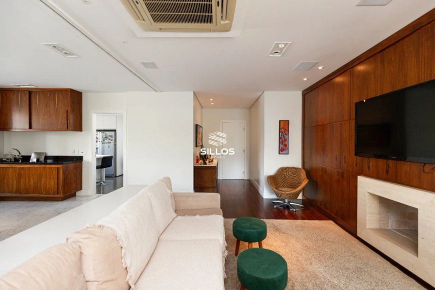 Apartamento à venda com 4 quartos no Batel - Curitiba