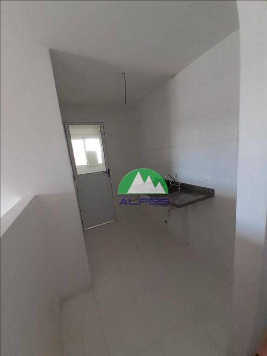 Apartamento com 3 dormitórios à venda, 67 m² por R$ 395.000,00 - Xaxim - Curitiba/PR