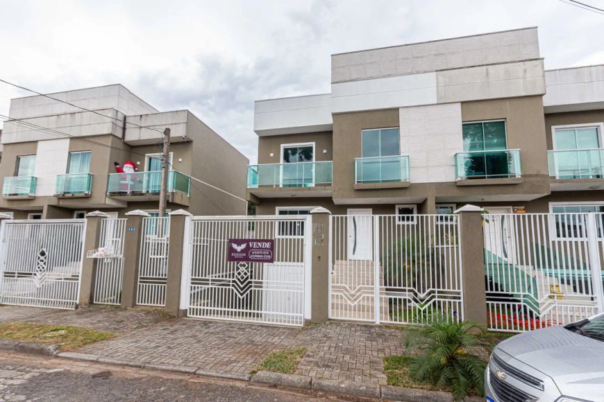 Sobrado com 3 quartos no Uberaba