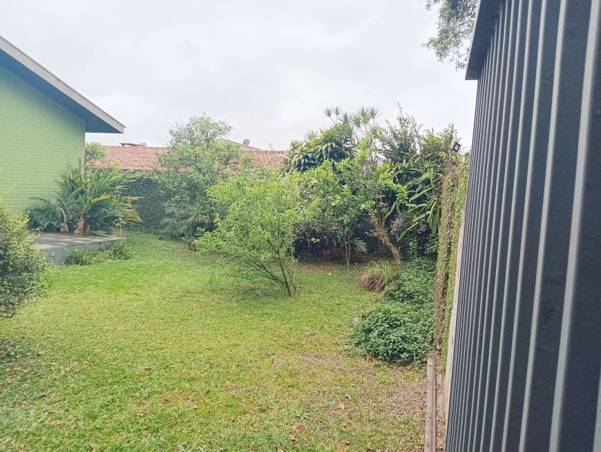 Excelente terreno com.15,50m no Guabirotuba - Curitiba - PR