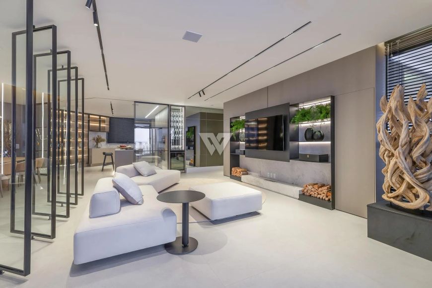 Ed. Epic - Construtora A. Yoshii - Apartamento 323m² priv - 1 por andar - 3 suítes - 4 vagas - Água